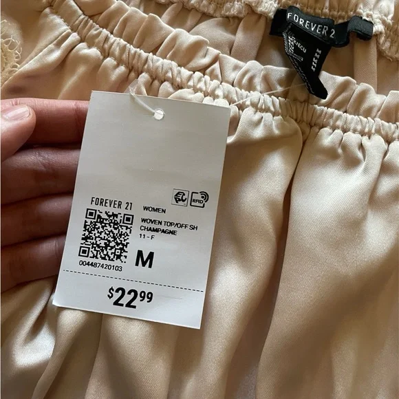 NWT forever 21 pink cropped top - Picture 5 of 6